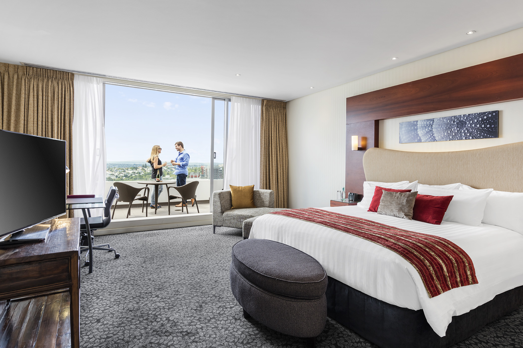 suites-crowne-plaza-auckland-auckland-cbd-hotel