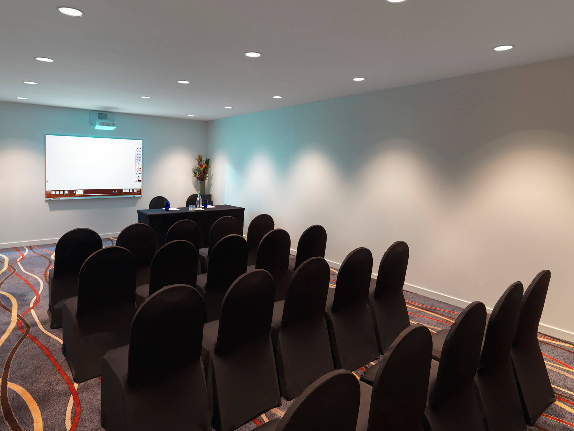 06.2 hobson-room theatre layout