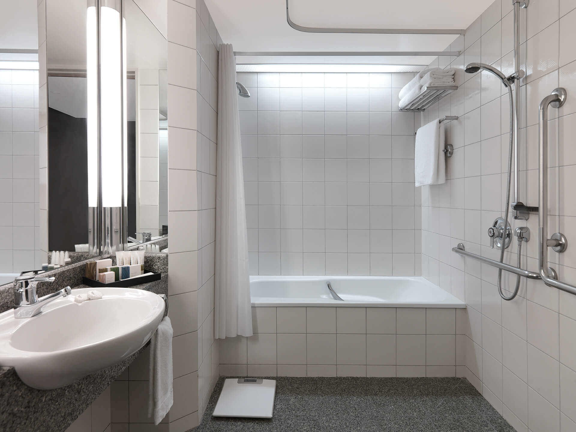 Accessible-Bathroom