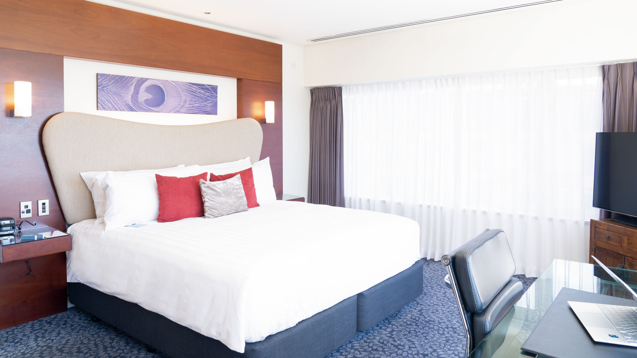 Room-2701_1-King-Premium-Ocean-View-High-Floor-(KALN)_A